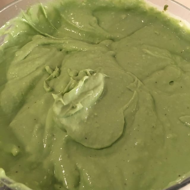 Side Avocado Crema.